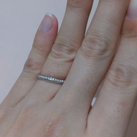 【GALA JEWELRY(ガラジュエリー)の口コミ】 まず、お金をかけれなかった私たちにとって、10万円前後で買えるというの…