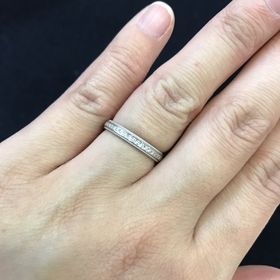 【PILOT BRIDAL(パイロットブライダル)の口コミ】 ミル打ちでダイヤがいっぱい入っていて可愛い。とにかく着け心地の良さに…