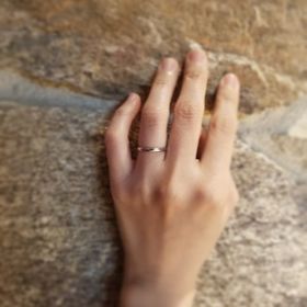 【ティファニー(Tiffany & Co.)の口コミ】 Tiffany Foreverプラチナ 2mm

Tiffanyの結婚指輪の中でも最もシンプルで…