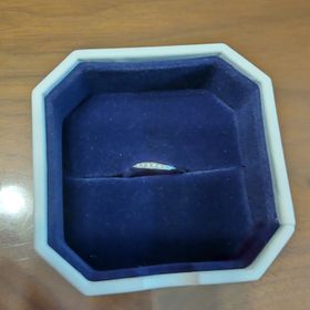 【4℃ BRIDAL(ヨンドシーブライダル)の口コミ】 昔から4℃のアクセサリーを購入したり、プレゼントで頂いているのが多く、…