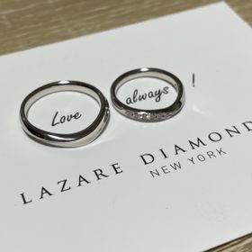 【ラザール ダイヤモンド(LAZARE DIAMOND)の口コミ】 洗練された指輪のデザインと、婚約指輪と重ね付けした時のフィット感、保…