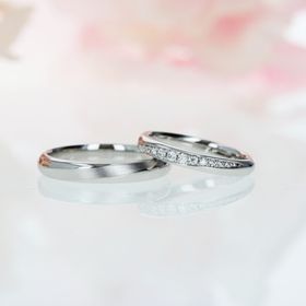 【宝石工房ヴァンモアの口コミ】 初めは、普段から違和感なく着けたいというイメージだけでした。そこでス…