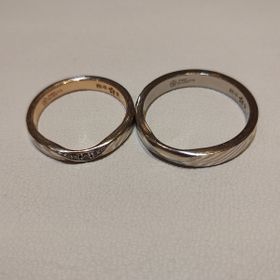 【杢目金屋(もくめがねや)の口コミ】 恋桜という木目調の金属が美しいリングです。プラチナやシルバー、ピンク…