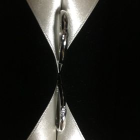 【エクセルコダイヤモンド(EXELCO DIAMOND)の口コミ】 仕事上あまり華美でない指輪を探していました。夫婦ともに希望する指輪が…