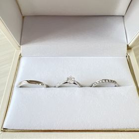 【宝寿堂(ほうじゅどう)の口コミ】 品質が良いのに低価格で文句なしでした！
台座のデザインもこんなものがい…