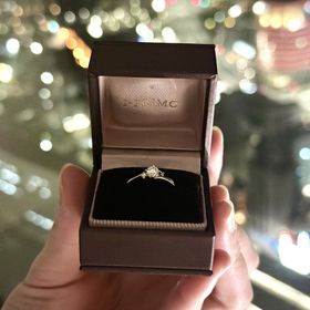 【アイプリモ(I-PRIMO)の口コミ】 手の形の診断をしていただいた結果、ウェーブタイプの指輪が似合う形とい…