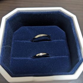 【4℃ BRIDAL(ヨンドシーブライダル)の口コミ】 シンプルなものがよかったのとまたその中でも輝いているものが良かったの…