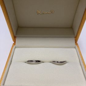 【ケイウノ ブライダル(K.UNO BRIDAL)の口コミ】 私が営業の仕事をしているためあまり派手な指輪はつけたくなかった＋でも…