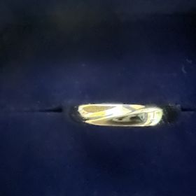 【4℃ BRIDAL(ヨンドシーブライダル)の口コミ】 3つ目の結婚指輪で(結婚は1度です)太めの指輪を探していました。かと言っ…