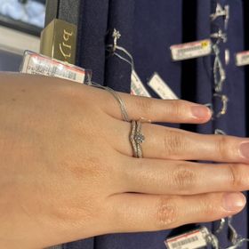 【銀座ダイヤモンドシライシの口コミ】 ダイヤモンドシライシは昔からあるお店でその分たくさんの種類があります…