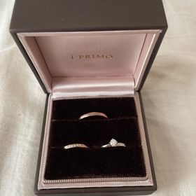 【アイプリモ(I-PRIMO)の口コミ】 ユリシーズというシリーズの指輪を購入しました。私の結婚指輪は、メレダ…