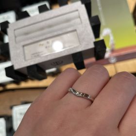 【萬時(Manji)の口コミ】 「集い」という名前の指輪です。ピンクゴールドとプラチナ2種類使われてお…