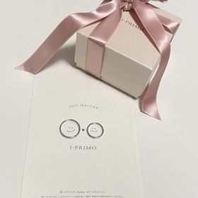 【アイプリモ(I-PRIMO)の口コミ】 指輪のデザインでとても悩みましたが、見比べてく中でデザイン、ダイヤの…