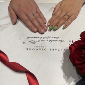 【ラザール ダイヤモンド(LAZARE DIAMOND)の口コミ】 ストレートタイプで探していましたがどのブランドにもデザインに差はあり…