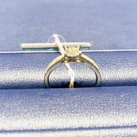 【銀座ダイヤモンドシライシの口コミ】 ダイヤモンドシライシは指輪の付け心地が良く、日本人に合っている。
好み…