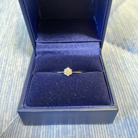 【銀座ダイヤモンドシライシの口コミ】 店員さんに「彼女の指のサイズと好みのリングがわからない」と伝えると、…