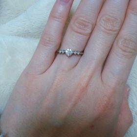 【アイプリモ(I-PRIMO)の口コミ】 デザインのかわいさとダイヤモンドのきれいさが決め手でした！2店舗見て比…