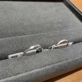 【BRILLIANCE+(ブリリアンスプラス)の口コミ】 彼女と一緒に選びに行き、二人ともストレートタイプではなく少しウェーブ…