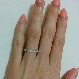 【銀座ダイヤモンドシライシの口コミ】 ダイヤモンドの輝きとつけ心地です。シンプルなハーフエタニティリングを…