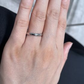 【MIKIMOTO(ミキモト)の口コミ】 シンプルな一粒ダイヤがかわいいです。同じ系統で三連ダイヤも人気とのこ…