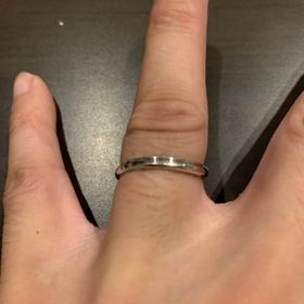 【ケイウノ ブライダル(K.UNO BRIDAL)の口コミ】 いろんな種類の指輪を出していただいてその中からデザインが気に入ったの…