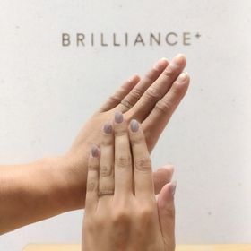 【BRILLIANCE+(ブリリアンスプラス)の口コミ】 他ブランドにはない、絶妙なシャンパンゴールドがとても綺麗で一番の決め…