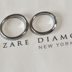 【ラザール ダイヤモンド(LAZARE DIAMOND)の口コミ】 希望は2つで30万円までで、夫婦共に比較的細身、シンプルだけど面白みがあ…