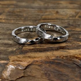 【ichi(イチ)の口コミ】 デザインや入れたい模様など、柔軟に対応していただけるのが決め手でした…