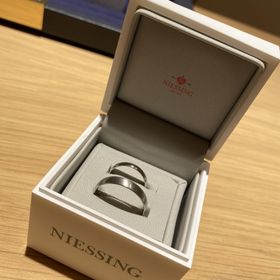 【NIESSING(ニーシング)の口コミ】 どの指輪も魅力的で、たくさん悩みました。着けた瞬間の着け心地とシンプ…