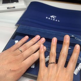 【4℃ BRIDAL(ヨンドシーブライダル)の口コミ】 シルバーリングのスタンダードなデザインのものが充実してたように思えま…