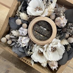 【鎌倉彫金工房の口コミ】 私は、プラチナ鎚目のクリア
彼は、イエローゴールド槌目
重ねる用にシル…