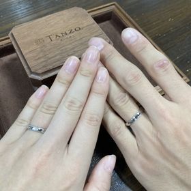 【TANZO.(鍛造指輪)の口コミ】 職業上力仕事などをするので指輪が丈夫であることが最優先事項でした。そ…