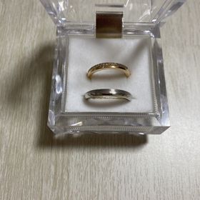 【ORECCHIO(オレッキオ)の口コミ】 婚約指輪をオレッキオにしたため、結婚指輪も同ブランドにしました。
婚約…