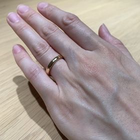 【NIESSING(ニーシング)の口コミ】 シンプルなデザインと、深みのある色味に惹かれて購入を決めました。あま…