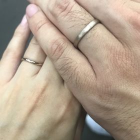 【SIENAROSE(シエナロゼ)の口コミ】 デザインと、ロゼチナの色味が気に入って購入しました。ゴールドとプラチ…