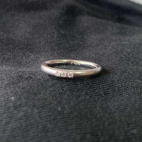 【TASAKI(タサキ)の口コミ】 男女ともにシンプルで上質なデザインなのが気に入りました。私も主人も指…