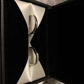 【エクセルコダイヤモンド(EXELCO DIAMOND)の口コミ】 結婚指輪を探していましたので、日常で身につけていても邪魔にならず、か…