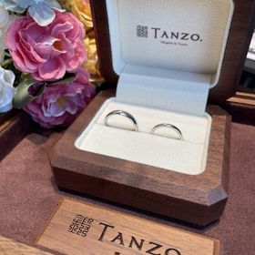【TANZO.(鍛造指輪)の口コミ】 決めては3つです。
一つ目は長く使っても変形しない強度。鍛造製法による…