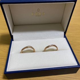 【GALA JEWELRY(ガラジュエリー)の口コミ】 指輪のデザインや色、値段がかわいいものを探していたためです。色はピン…