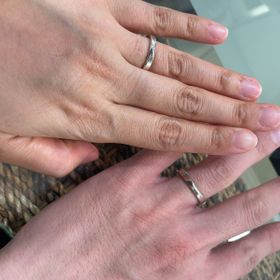 【杢目金屋(もくめがねや)の口コミ】 ネットで指輪を見た時は杢目の模様が目立つなと思っていましたが、実際に…