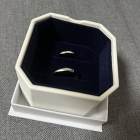 【4℃ BRIDAL(ヨンドシーブライダル)の口コミ】 お互い好みの指輪が見つかり、ヨンドシーさんに決めました。デザインの種…