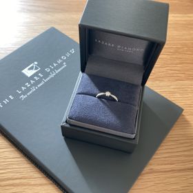 【ラザール ダイヤモンド(LAZARE DIAMOND)の口コミ】 予算内でお店をいろいろと回り、3店舗の中から選びました。決め手はデザイ…