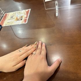 【遥-haruka-】の口コミ デザイン、太さ、色味が希望に近かったから。
また、色々インターネットで...