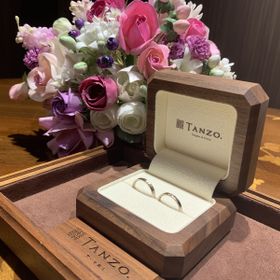 【TANZO.(鍛造指輪)の口コミ】 セミオーダーできるところです。世界に一つだけ、私たちだけの指輪にした…