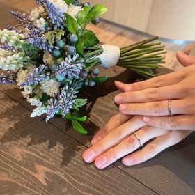 【鎌倉彫金工房の口コミ】 デザイン・素材・形など自分たちで決められる点が良かったです。ダイヤを…