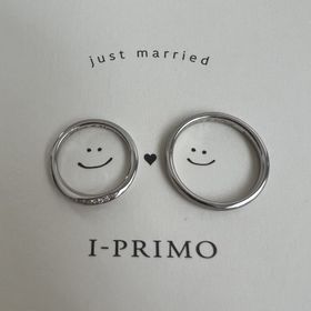 【アイプリモ(I-PRIMO)の口コミ】 ウェーブの形でダイヤモンドの付いた指輪が良いなと思いお店にある様々な…