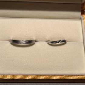 【ケイウノ ブライダル(K.UNO BRIDAL)の口コミ】 指輪は私はフルオーダー、夫はセミオーダーでデザインしていただきました…