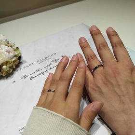【ラザール ダイヤモンド(LAZARE DIAMOND)の口コミ】 色々なところですごい個性的な指輪ばっかり試着して、悩み過ぎた結果、ザ…