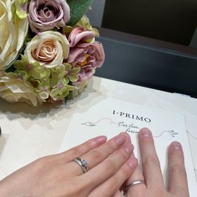 【アイプリモ(I-PRIMO)の口コミ】 指輪のデザインがとても好みでした。
キラキラしているのが長年つけるのに…