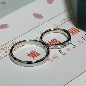 【銀座ダイヤモンドシライシの口コミ】 ダイヤモンドの綺麗さがファッションブランドとは違って即決でした！
デザ…